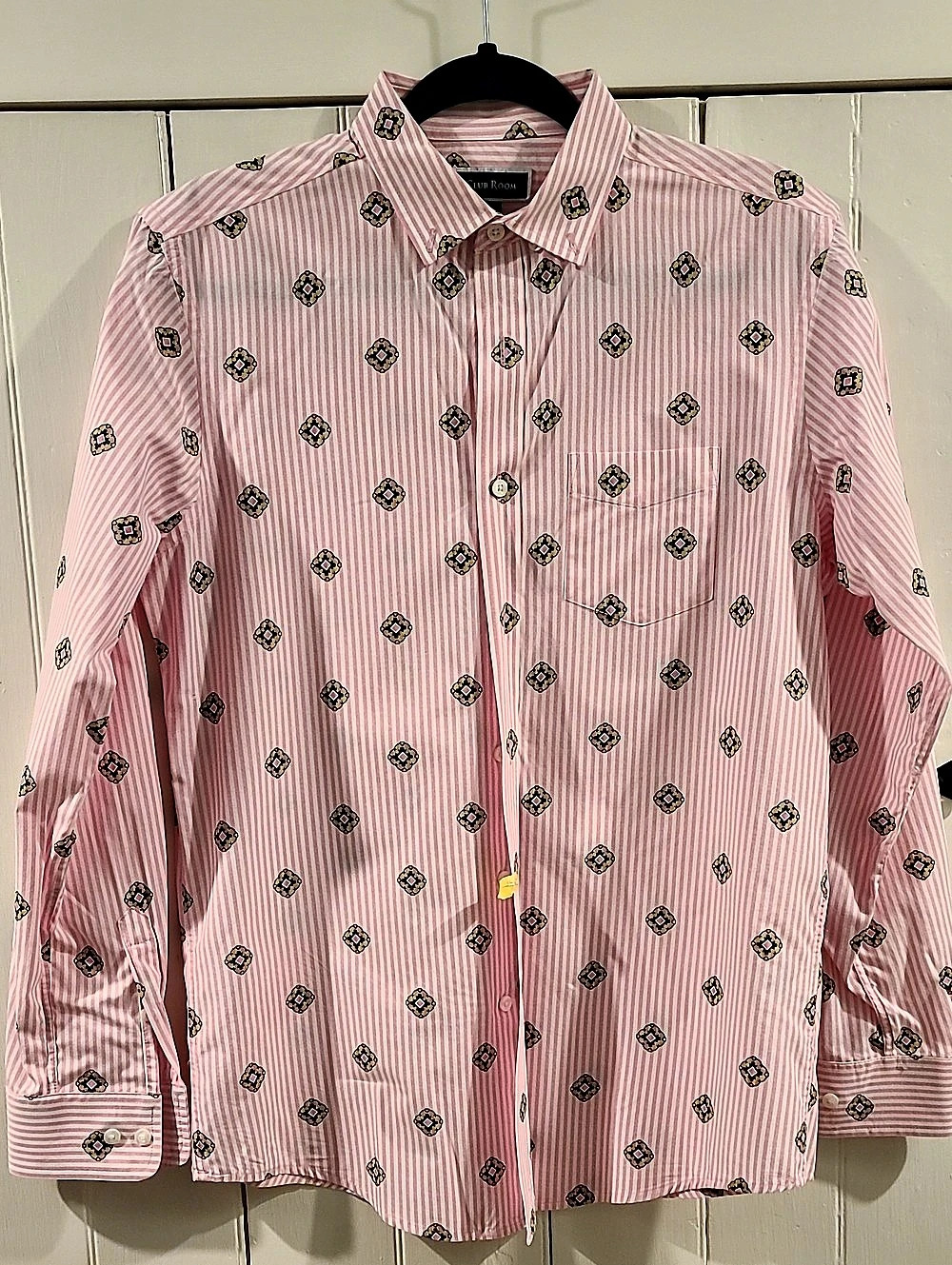 Club Room Striped Button Down Shirt in Pink & White Size Medium Likee
